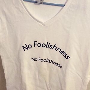 Ladies tshirt size small. It's nwot handcrafted